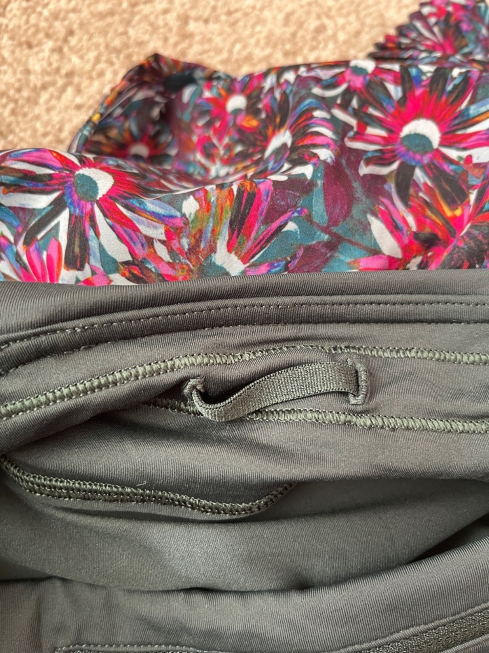 Lululemon Play off the Pleats Floral Skort - Picture 12 of 16